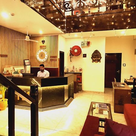 Hotel Multitech Premium Chandīgarh 외부 사진