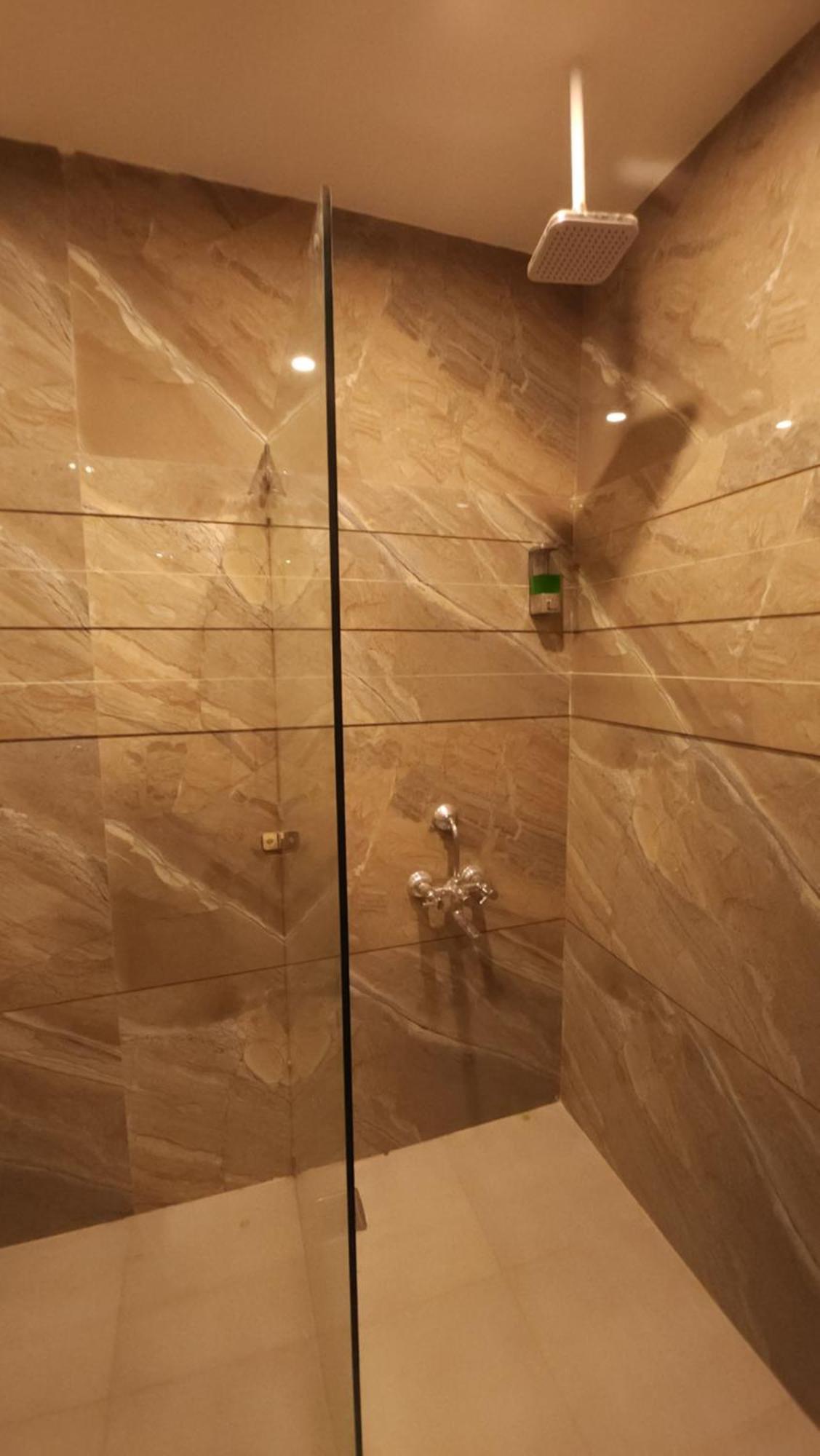 Hotel Multitech Premium Chandīgarh 외부 사진